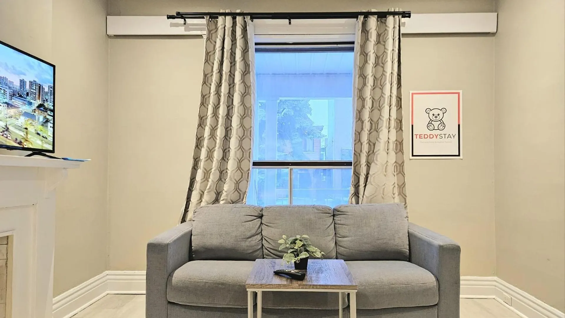 Apartment Central Downtown Toronto - Trinity Bellwood Park