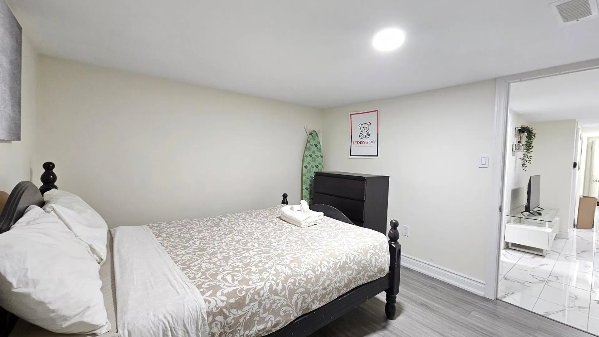 Apartment Central Downtown Toronto - Trinity Bellwood Park Canada