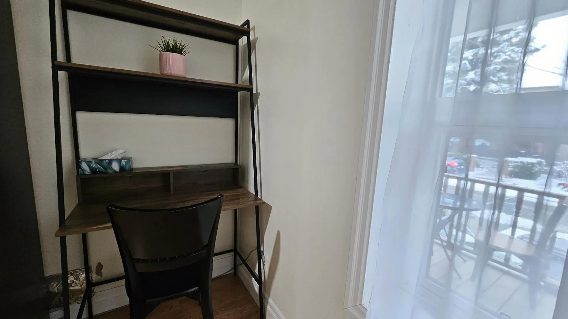 Apartment Central Downtown Toronto - Trinity Bellwood Park