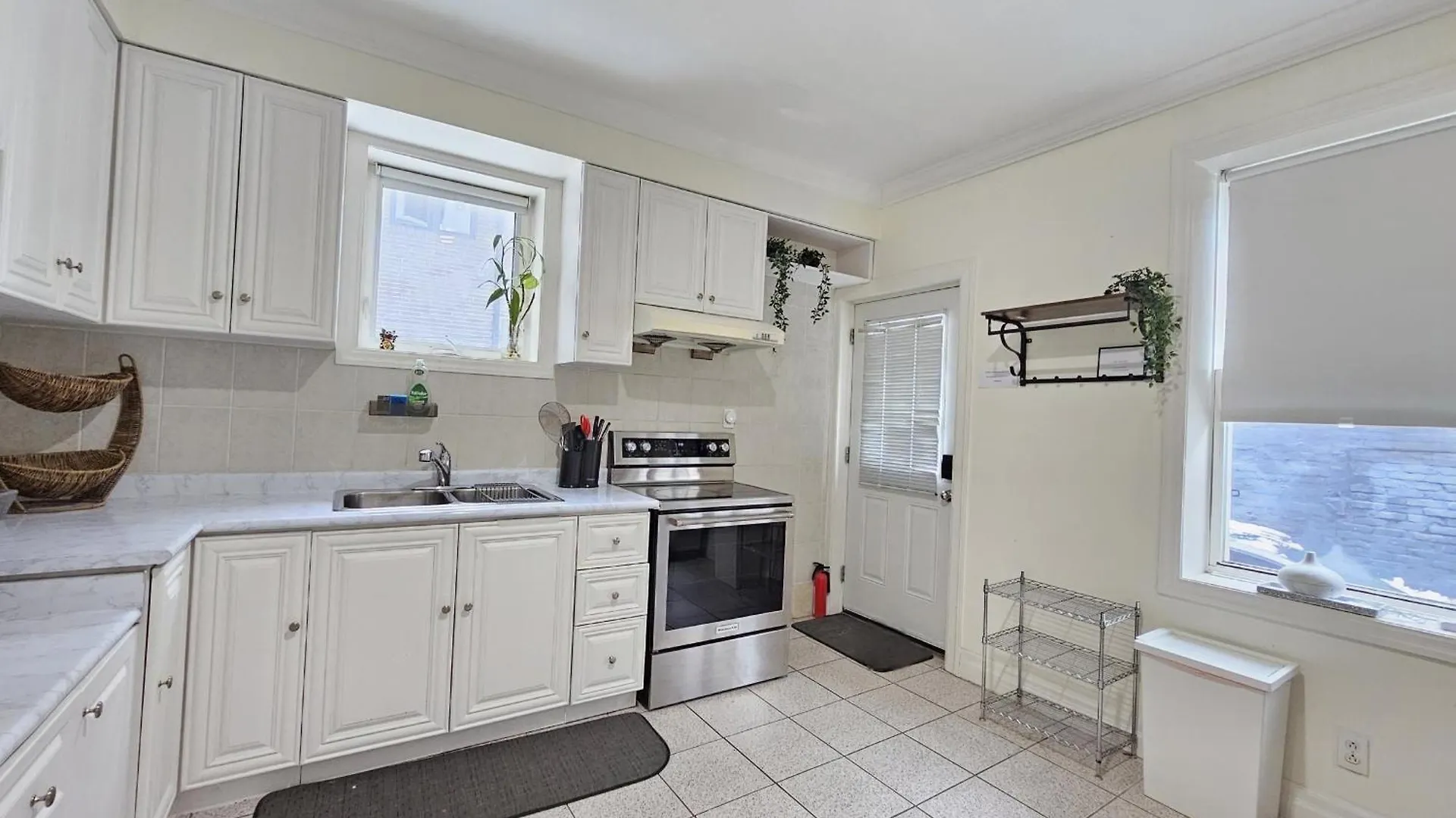 Apartment Central Downtown Toronto - Trinity Bellwood Park Canada